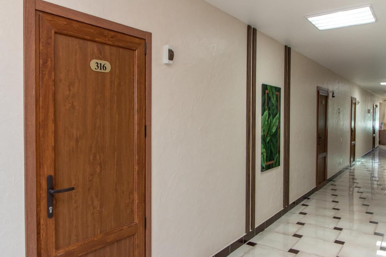 Гостинний Двір "Марія" Hotel Kropyvnytskyj Eksteriør billede