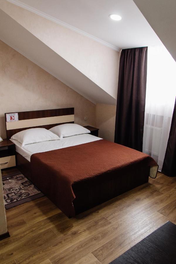 Гостинний Двір "Марія" Hotel Kropyvnytskyj Eksteriør billede