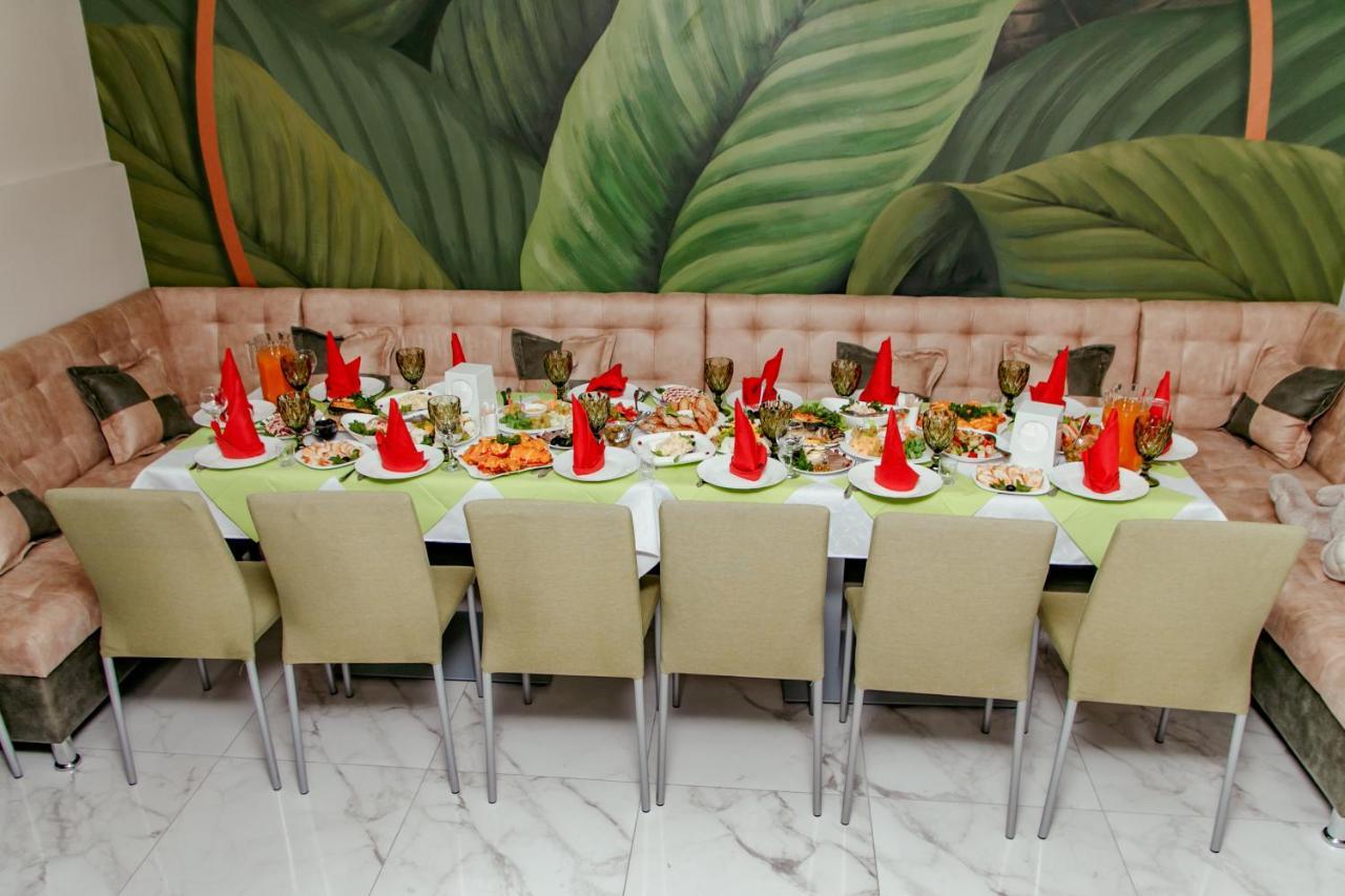 Гостинний Двір "Марія" Hotel Kropyvnytskyj Eksteriør billede