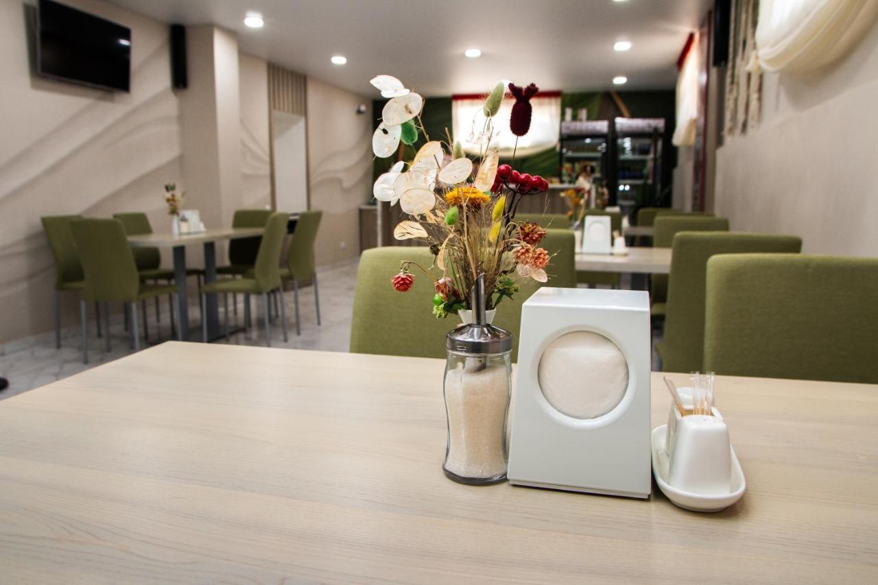 Гостинний Двір "Марія" Hotel Kropyvnytskyj Eksteriør billede