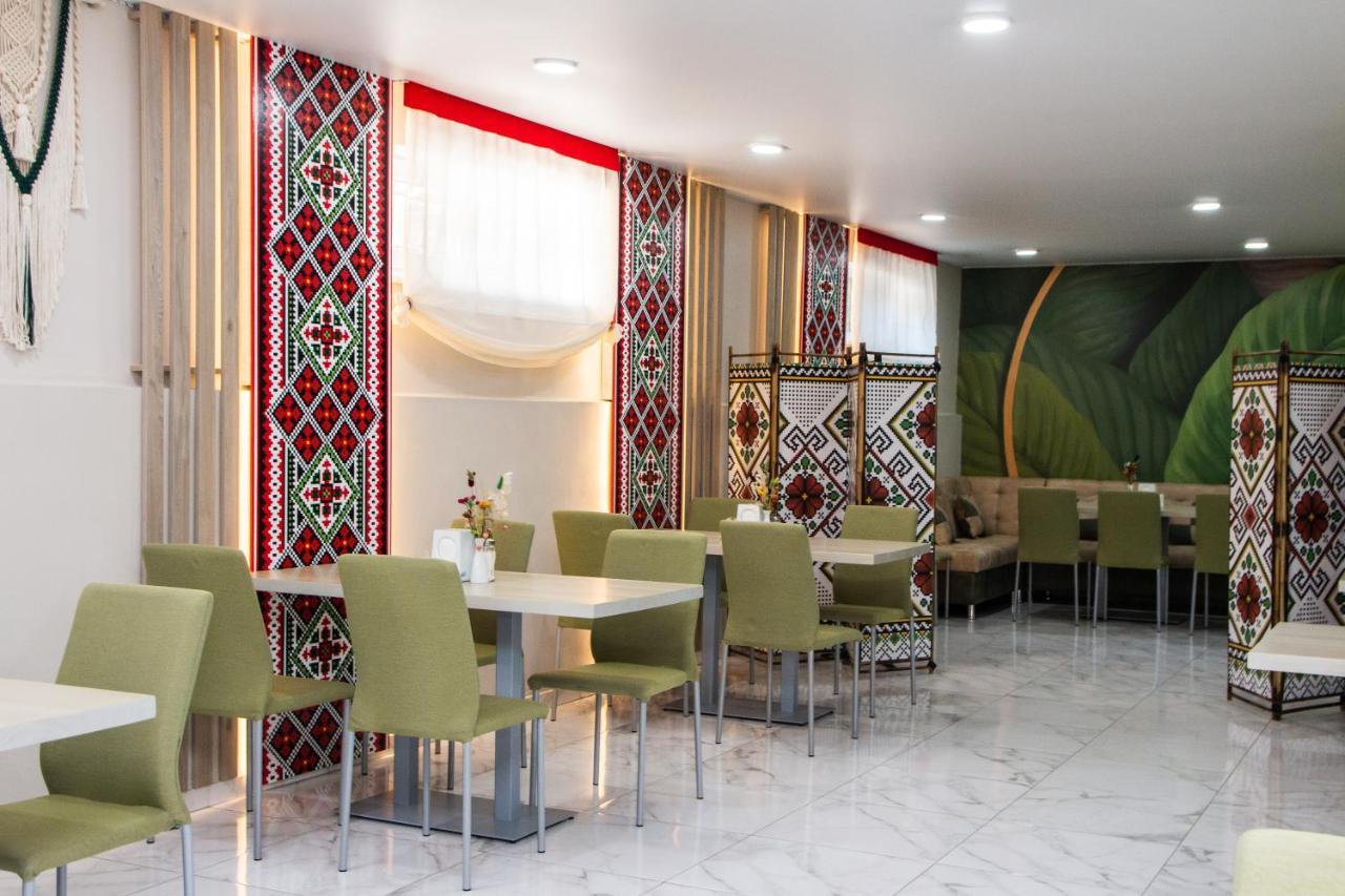 Гостинний Двір "Марія" Hotel Kropyvnytskyj Eksteriør billede